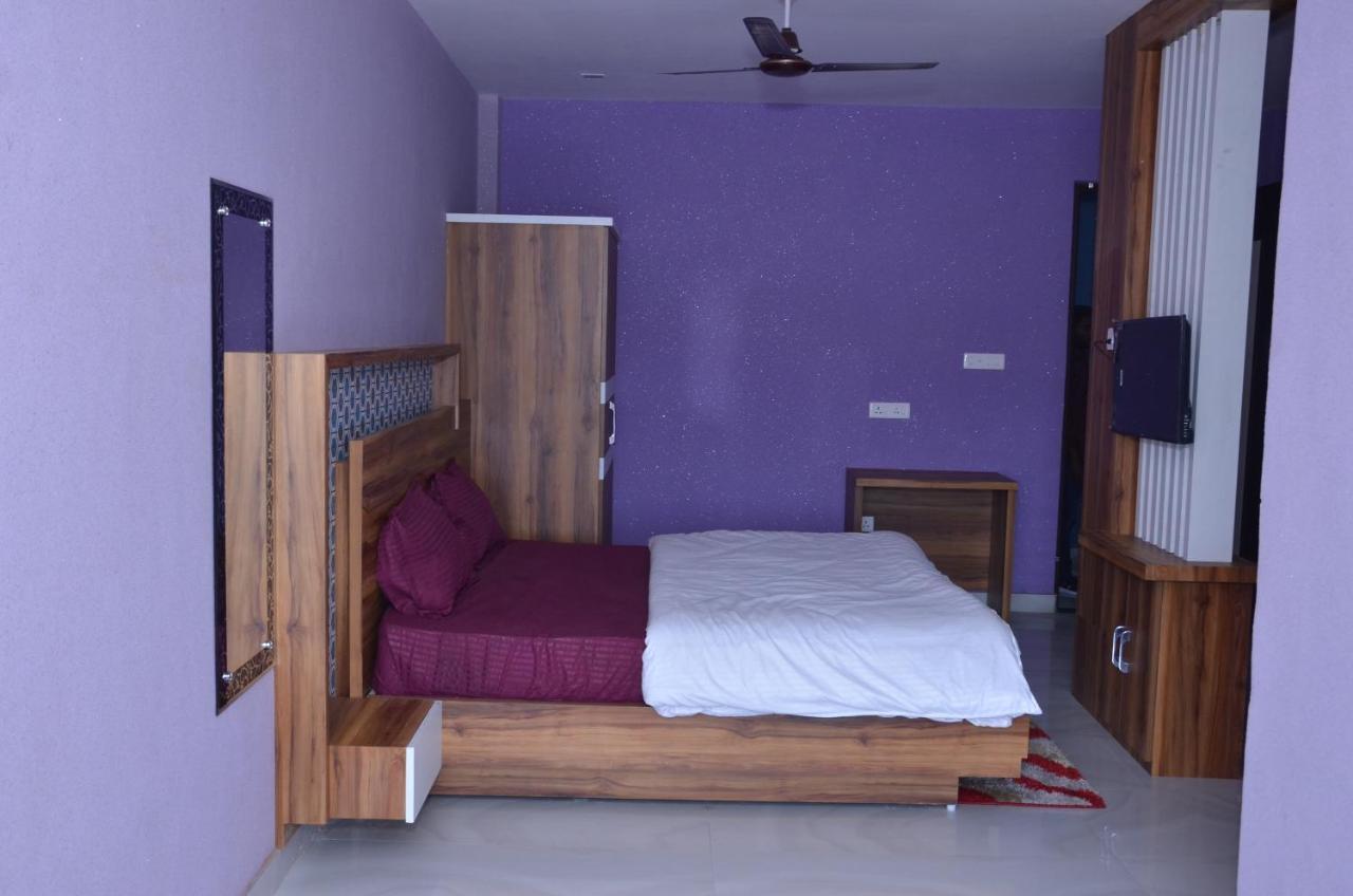 Hotel Blue Bell Raiwala Buitenkant foto