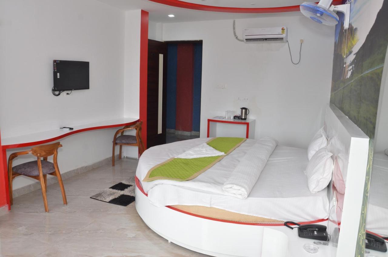 Hotel Blue Bell Raiwala Buitenkant foto