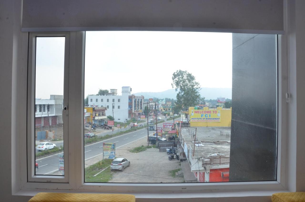 Hotel Blue Bell Raiwala Buitenkant foto